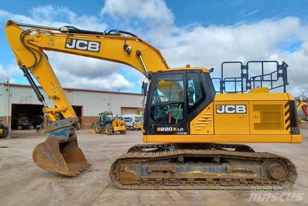 JCB 220X 대형 굴삭기 29톤 이상
