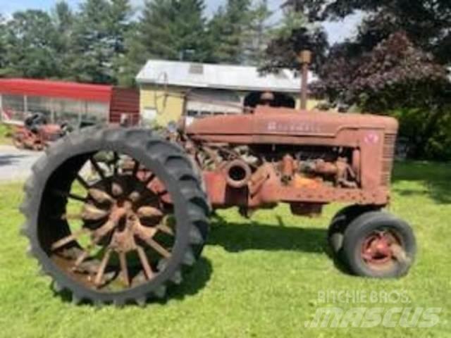 Farmall M Tractor 건설 장비 - 기타