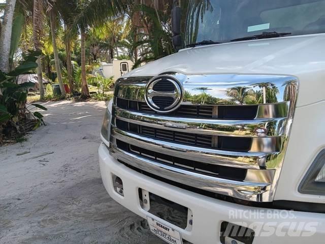 Hino 268 Box Truck 패널 화물차