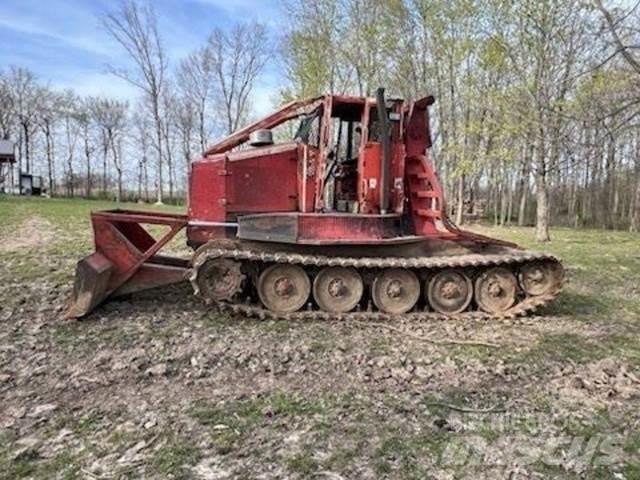 KMC 210-CA Skidder 건설 장비 - 기타