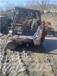 Bobcat 463  스키드로더