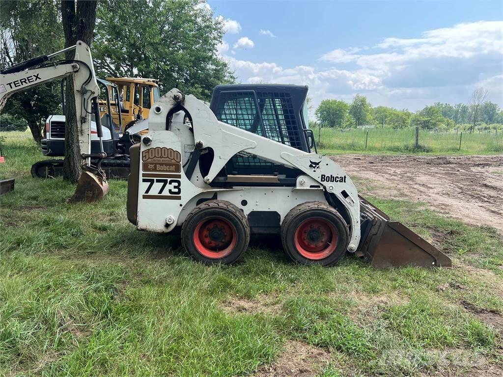 Bobcat 773  스키드로더