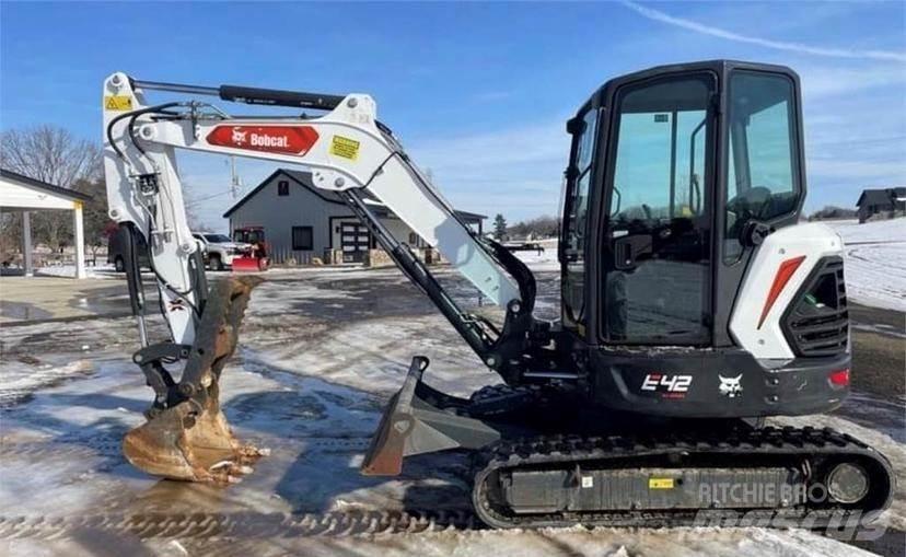 Bobcat E42 소형 굴삭기 7톤 미만