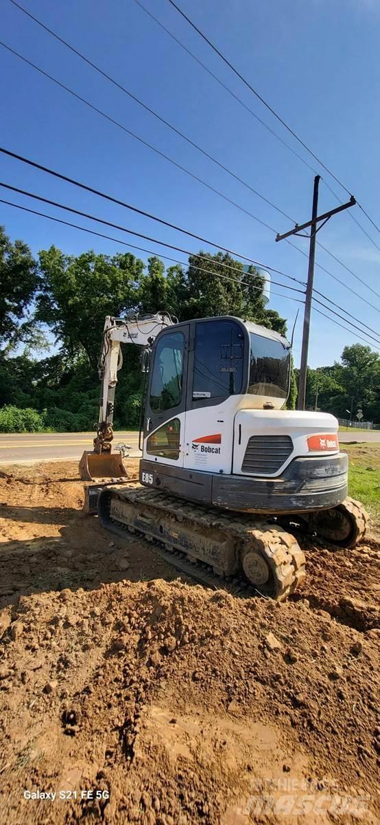 Bobcat E85 소형 굴삭기 7톤 미만