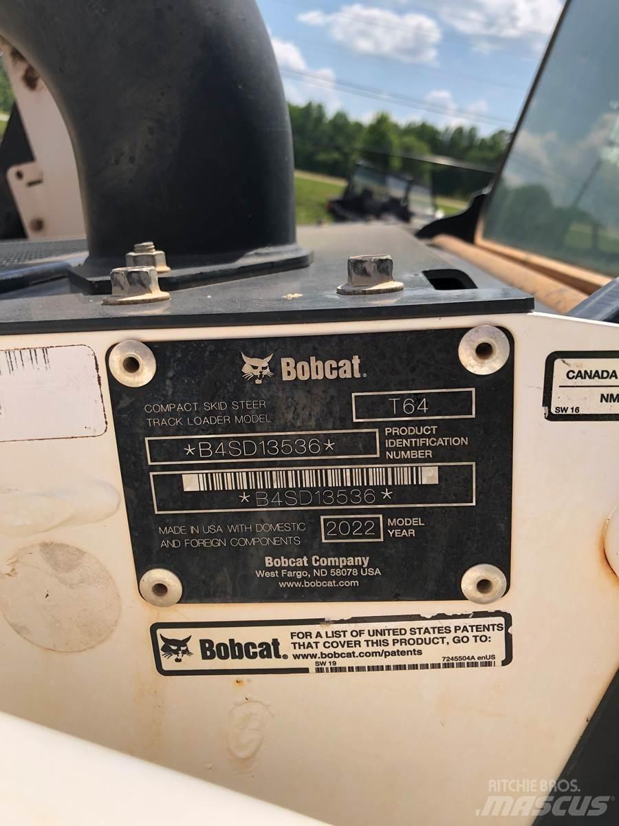 Bobcat T64  스키드로더
