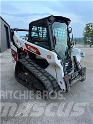 Bobcat T64  스키드로더