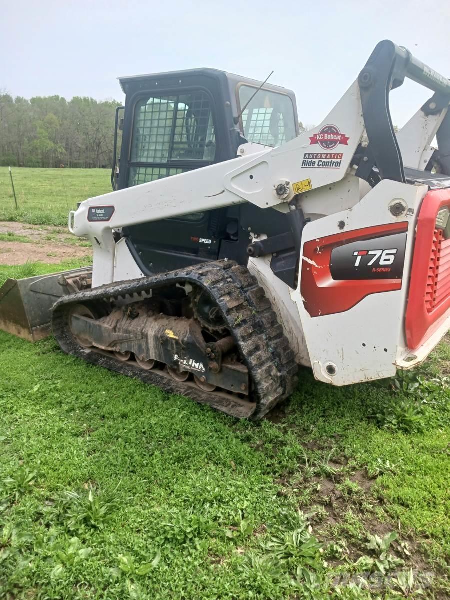 Bobcat T76  스키드로더