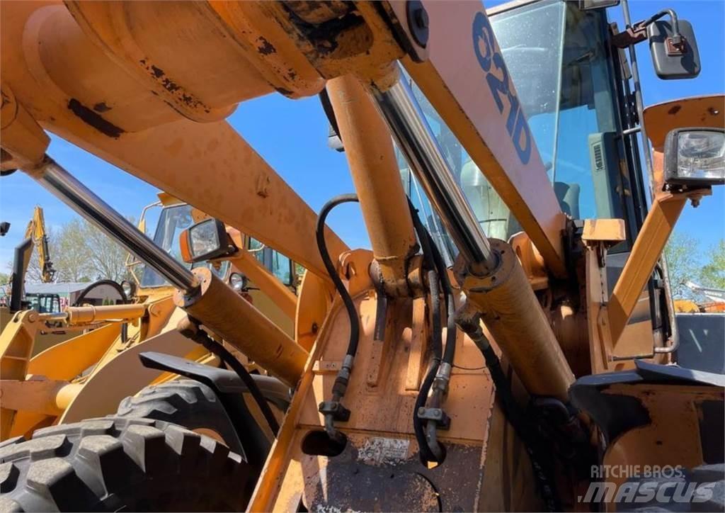CASE 621D  휠로우더