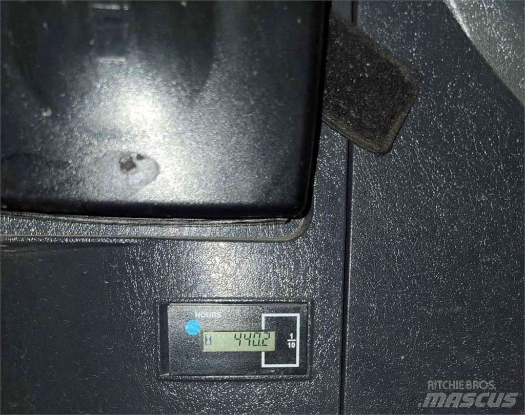 CASE CX60C 대형 굴삭기 29톤 이상
