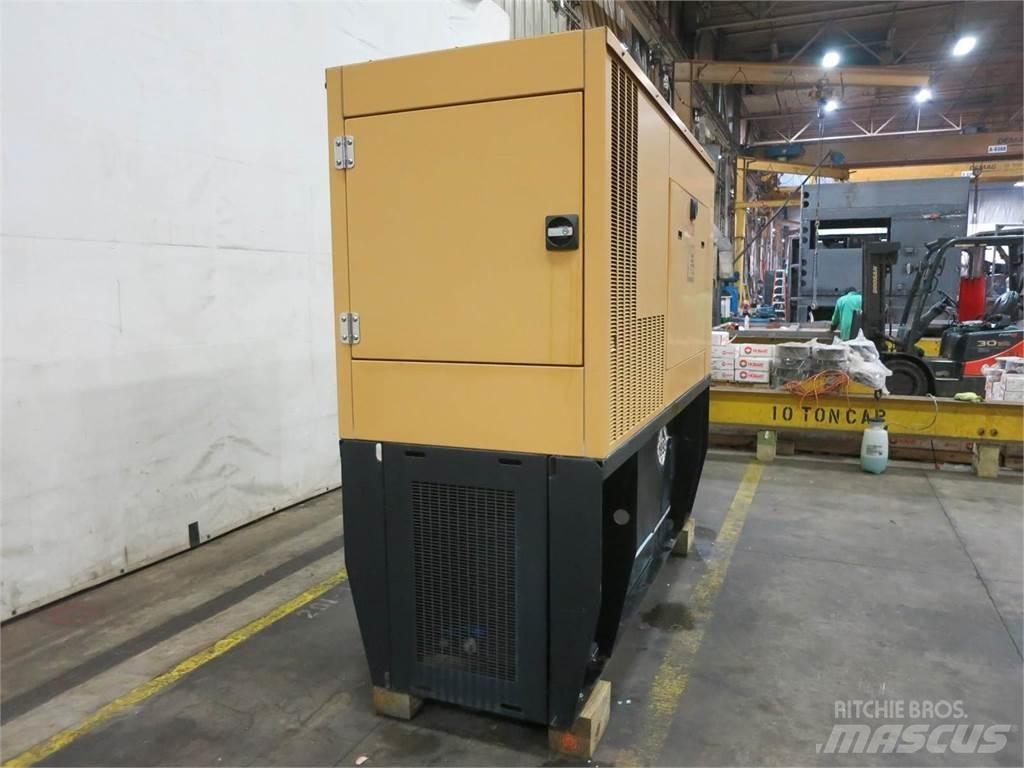 CAT 100 KW 디젤 발전기