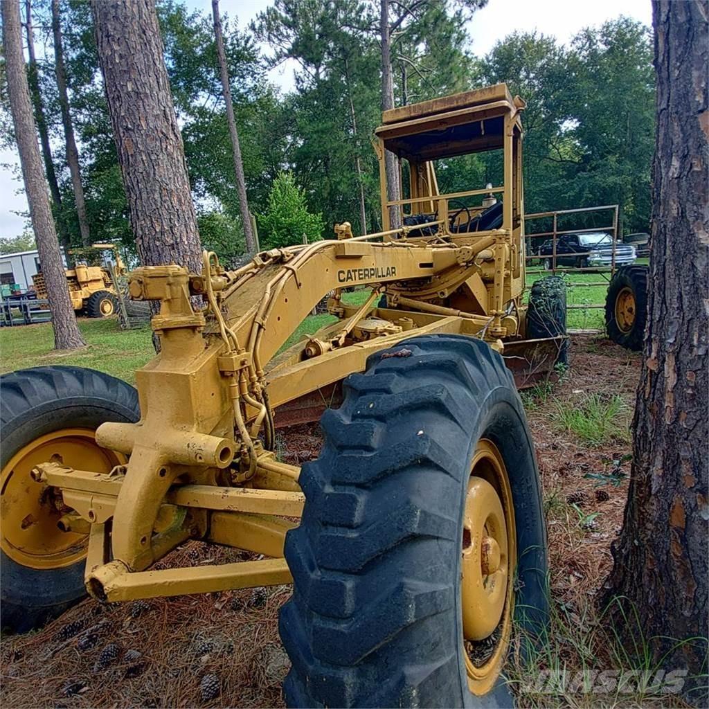 CAT 120 그레이더