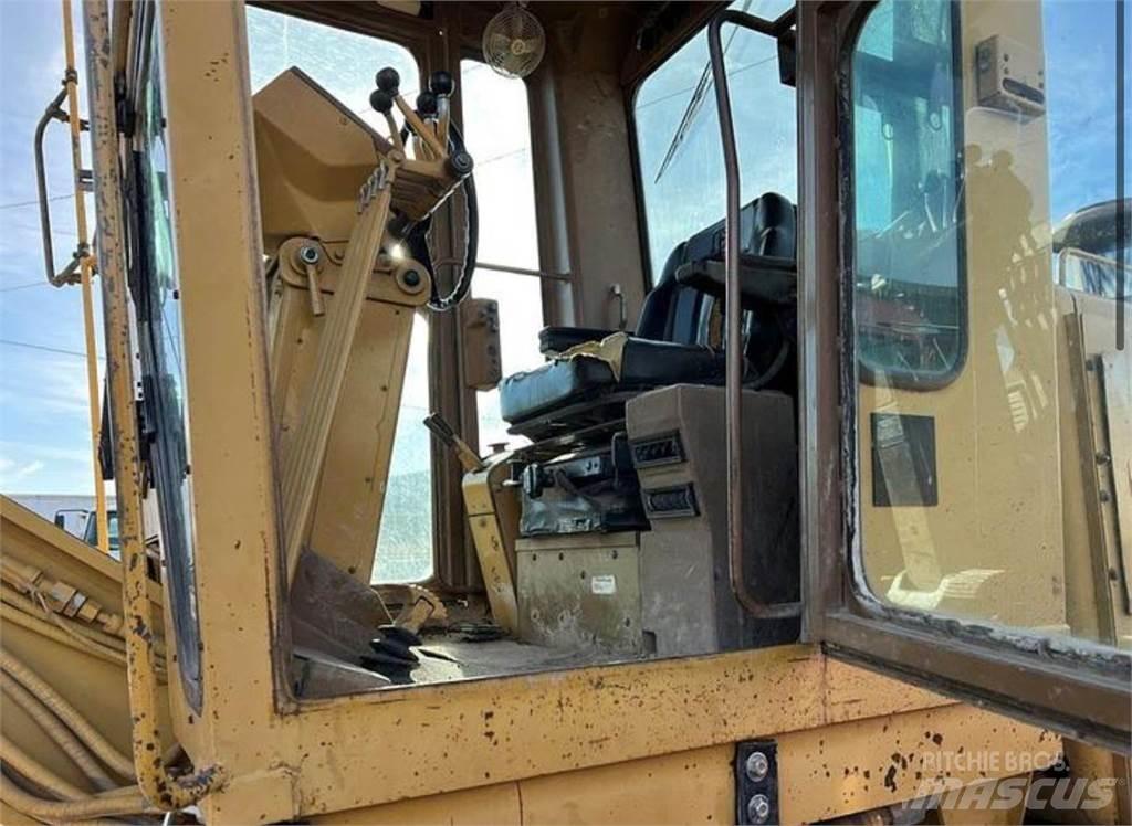 CAT 140G 그레이더
