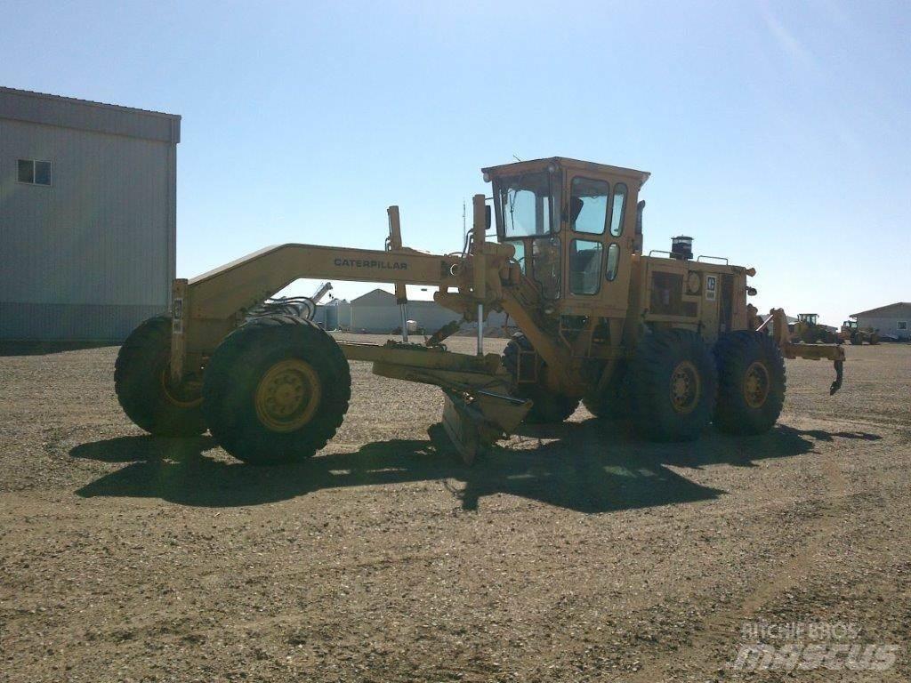 CAT 16G 그레이더