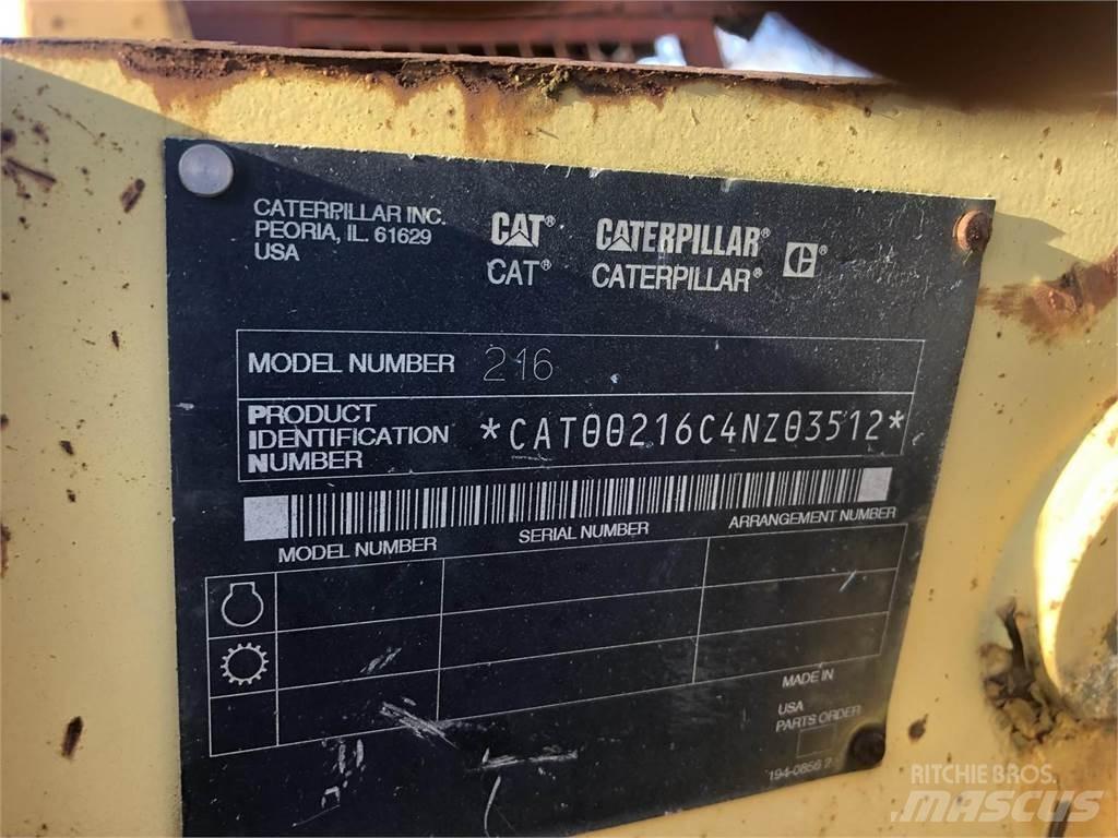 CAT 216B  스키드로더