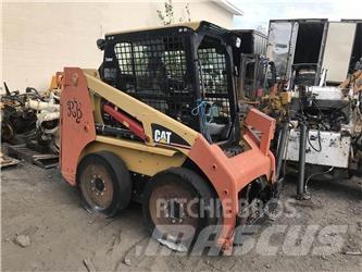 CAT 226B  스키드로더