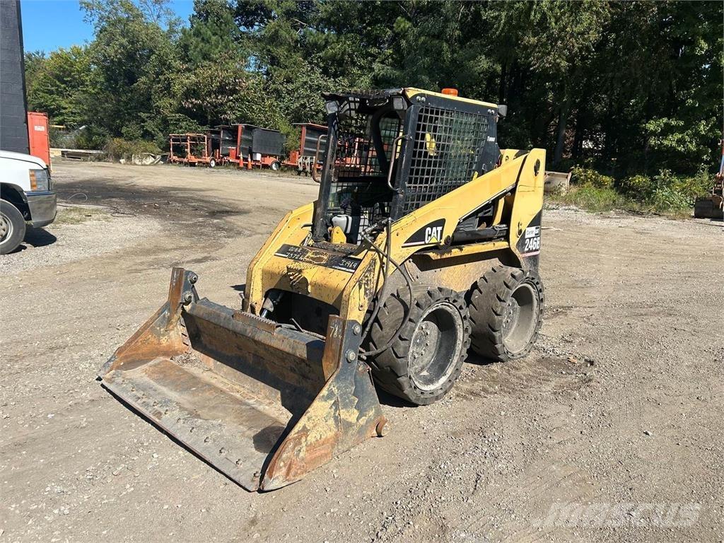 CAT 246B  스키드로더