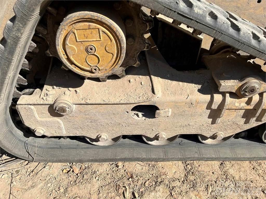 CAT 249D  스키드로더