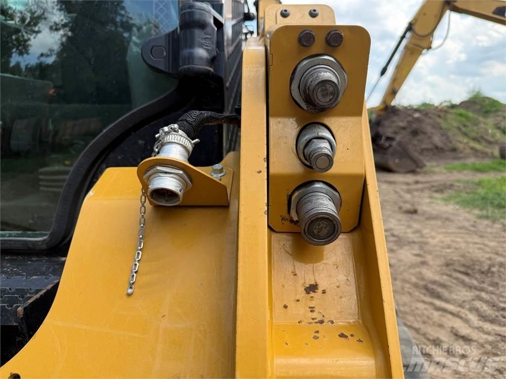 CAT 259D  스키드로더