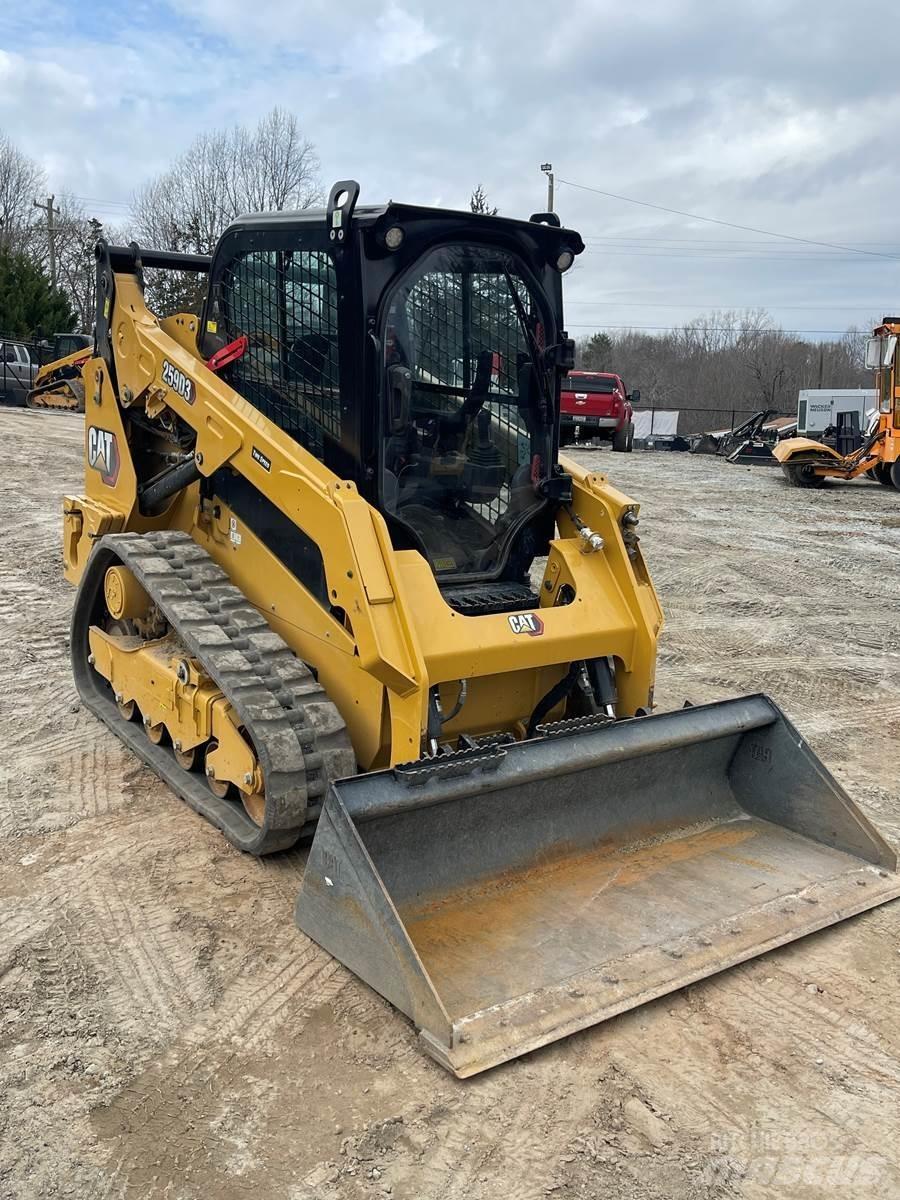 CAT 259D3  스키드로더
