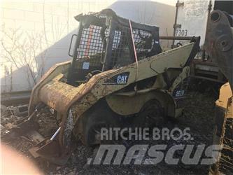 CAT 262B  스키드로더