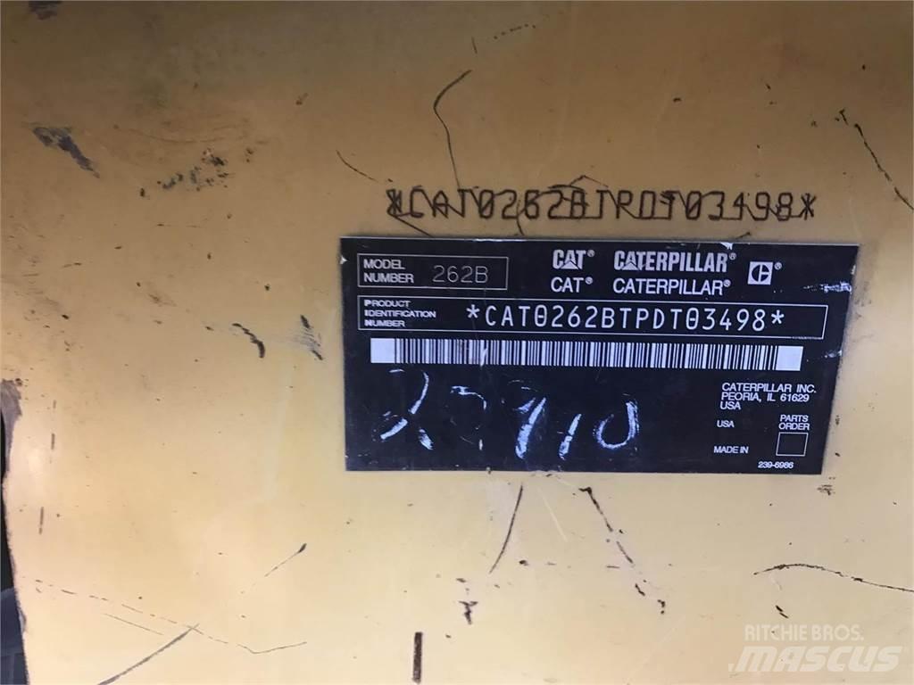 CAT 262B  스키드로더