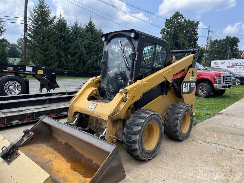 CAT 262D  스키드로더