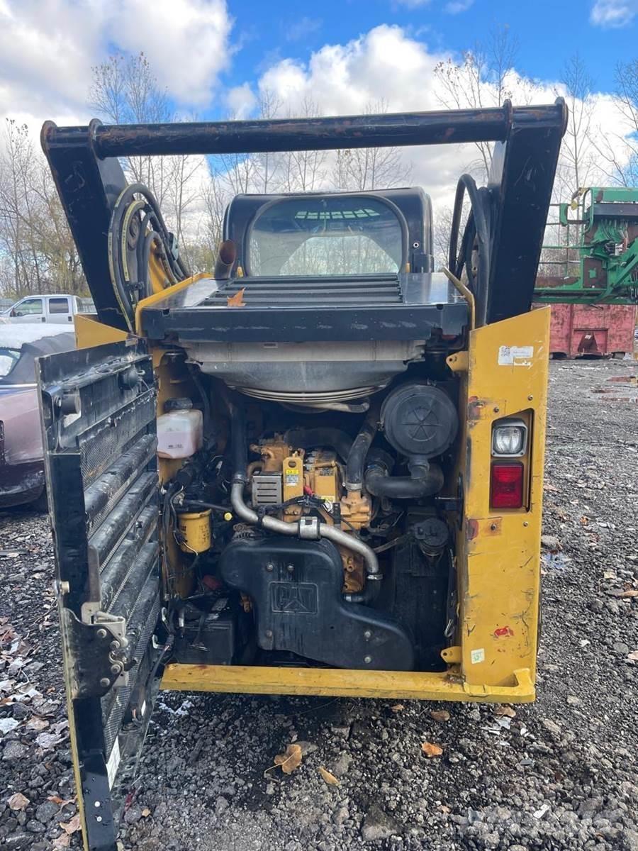 CAT 262D  스키드로더