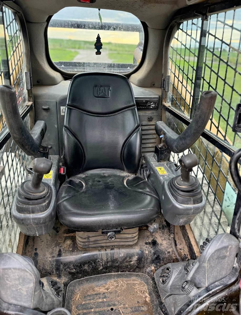 CAT 289D  스키드로더