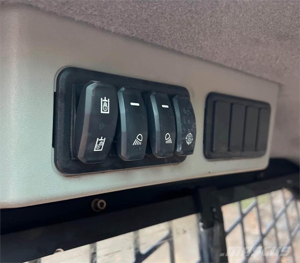 CAT 289D3  스키드로더