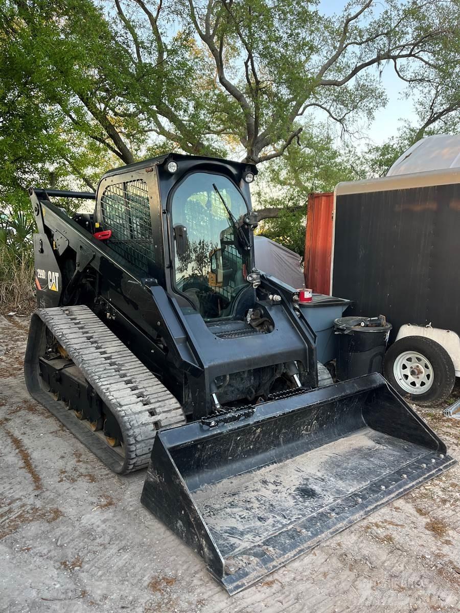 CAT 299D2  스키드로더