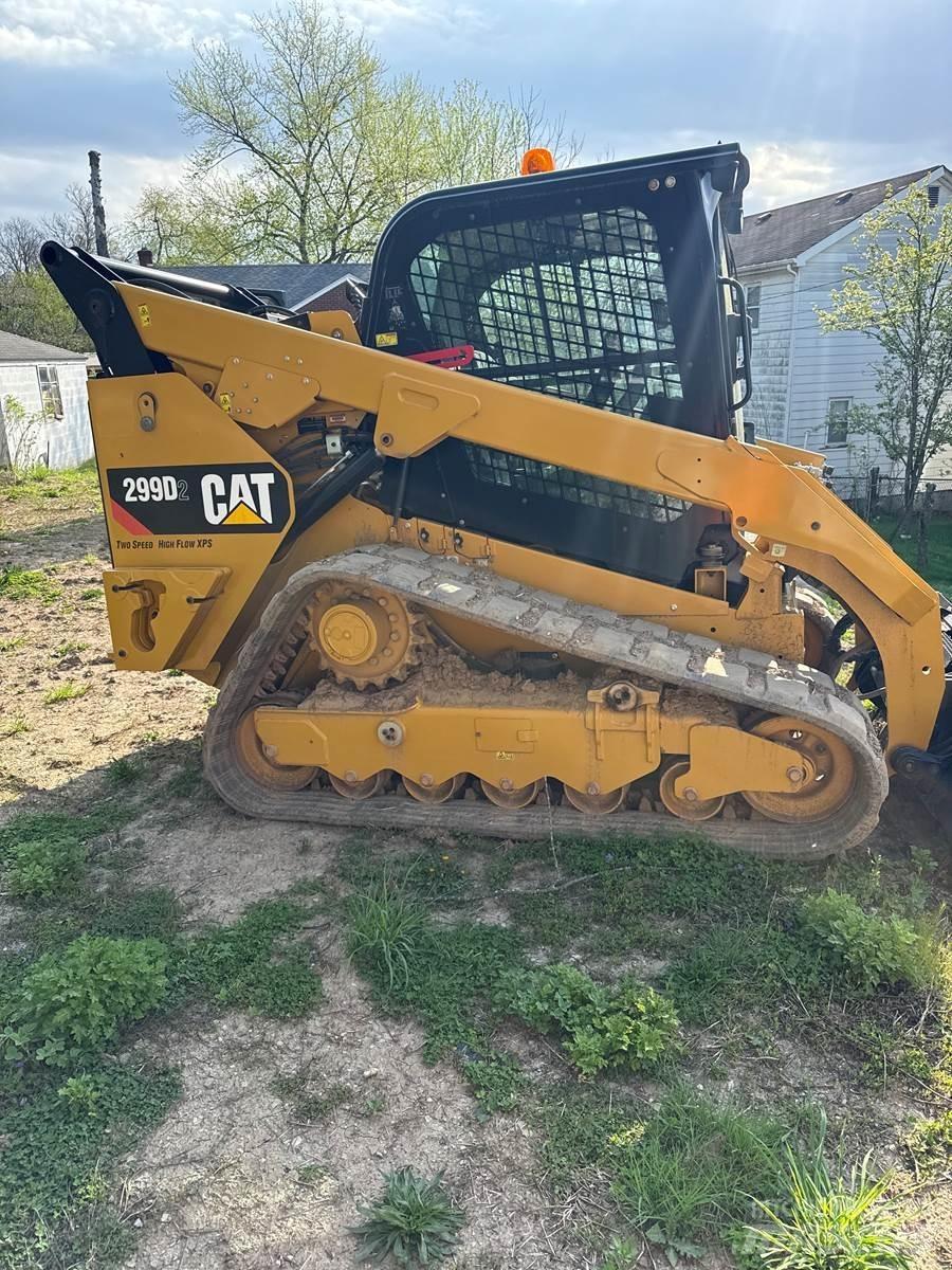 CAT 299D2  스키드로더