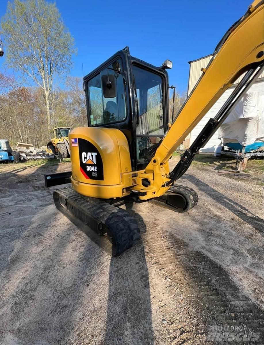 CAT 304E 소형 굴삭기 7톤 미만