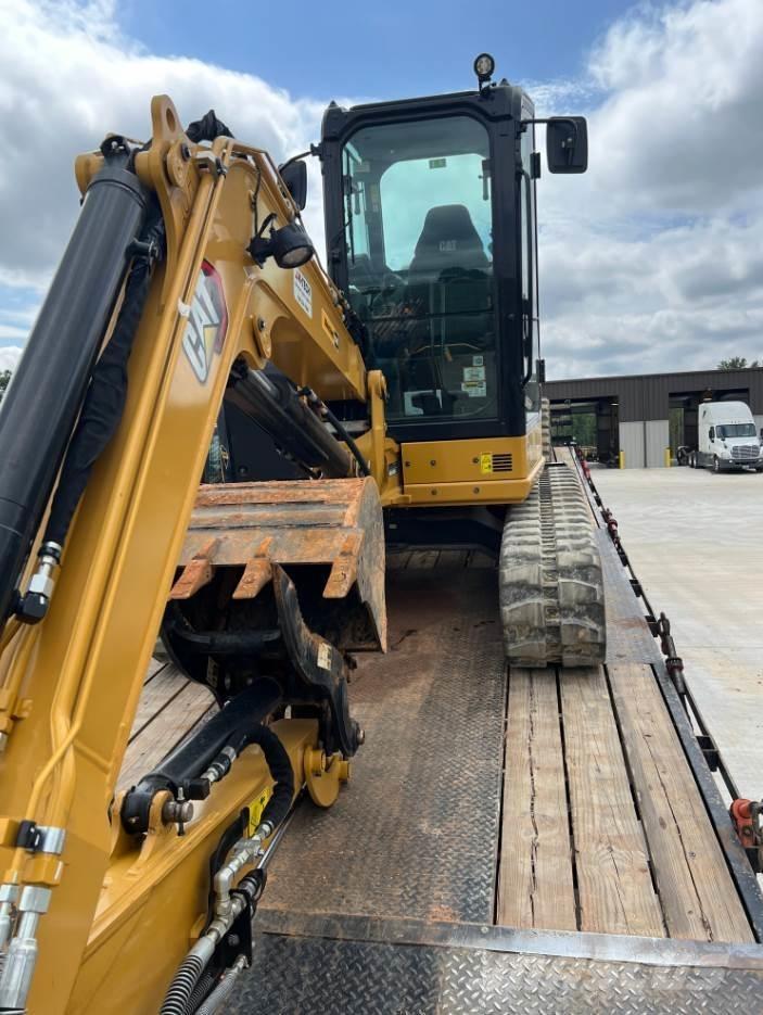 CAT 305 CR 대형 굴삭기 29톤 이상