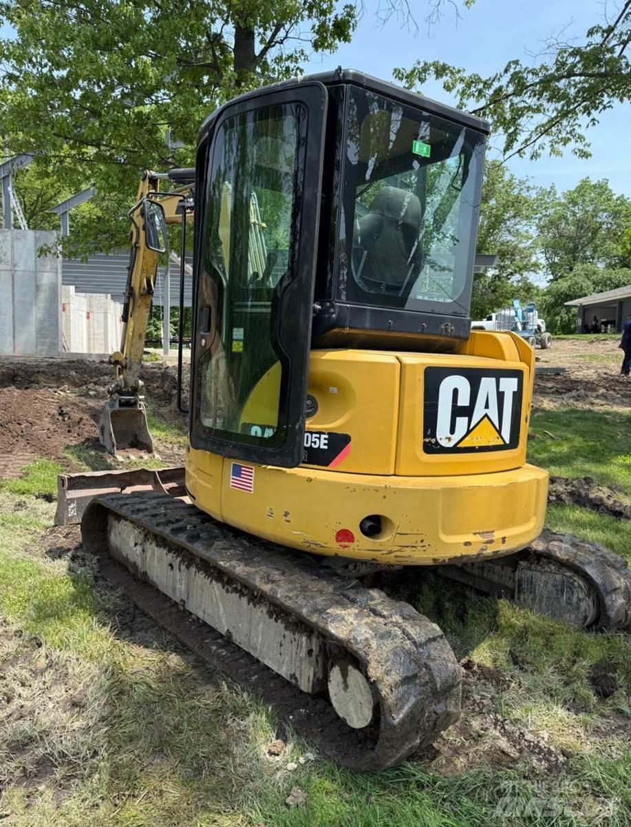 CAT 305E2 소형 굴삭기 7톤 미만