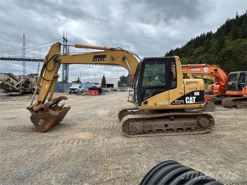 CAT 311C 대형 굴삭기 29톤 이상