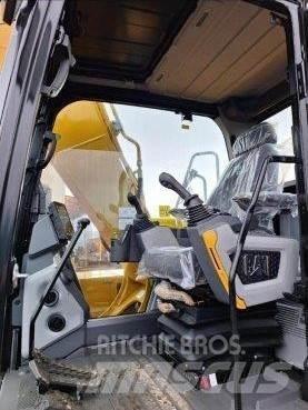 CAT 313 GC 대형 굴삭기 29톤 이상