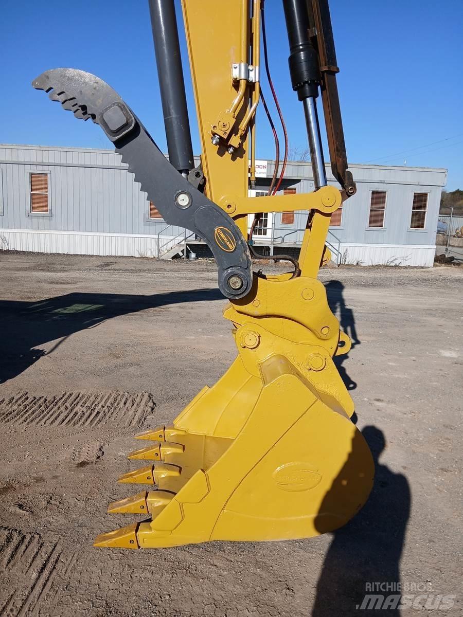 CAT 313FL 대형 굴삭기 29톤 이상