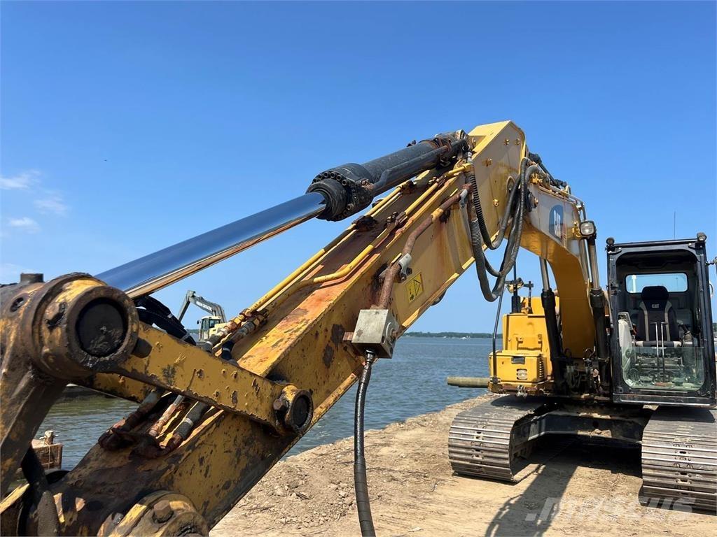 CAT 313FL 대형 굴삭기 29톤 이상