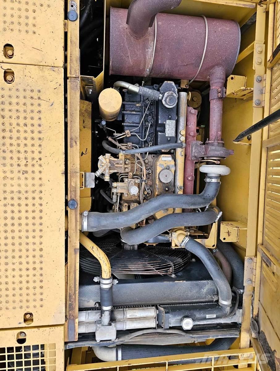 CAT 320CL 대형 굴삭기 29톤 이상