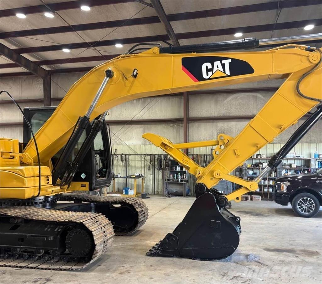 CAT 320DL 대형 굴삭기 29톤 이상