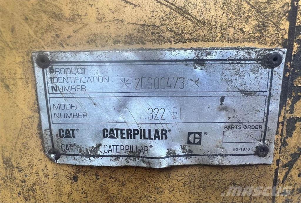 CAT 322BL 대형 굴삭기 29톤 이상