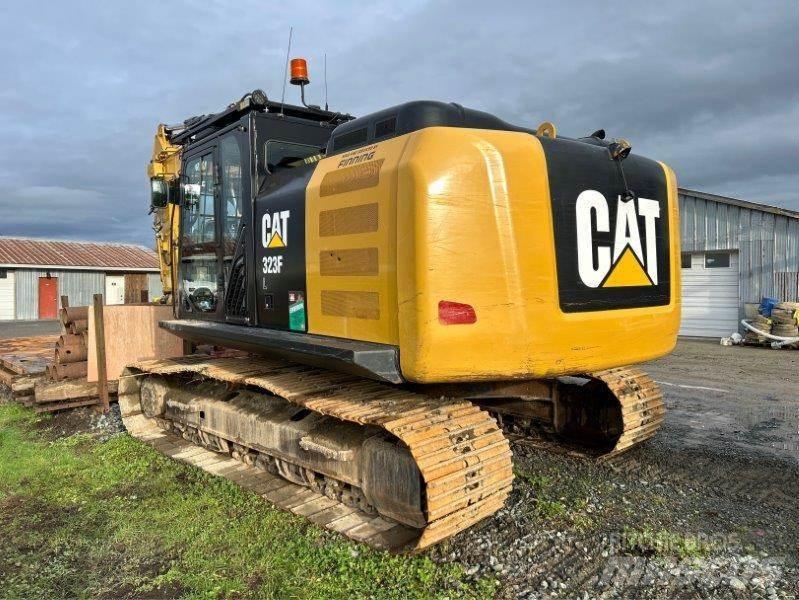 CAT 323FL 대형 굴삭기 29톤 이상