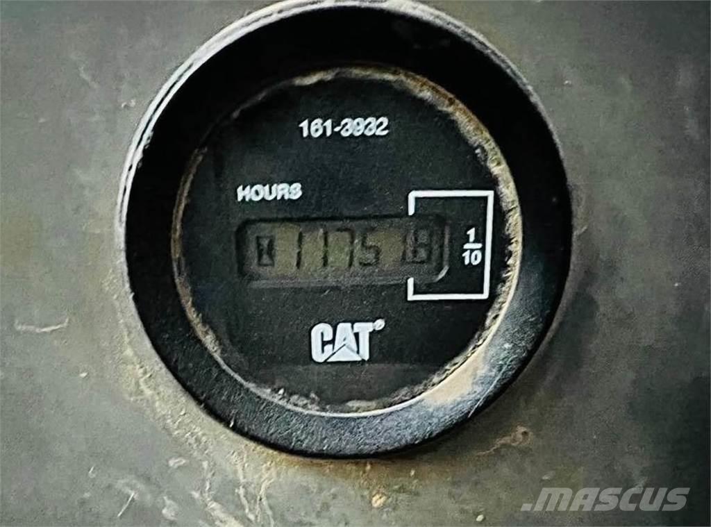 CAT 324DL 대형 굴삭기 29톤 이상