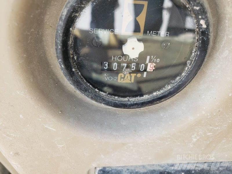 CAT 325L 대형 굴삭기 29톤 이상