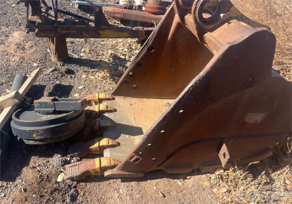 CAT 325L 대형 굴삭기 29톤 이상