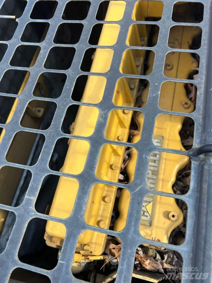 CAT 330BL 대형 굴삭기 29톤 이상