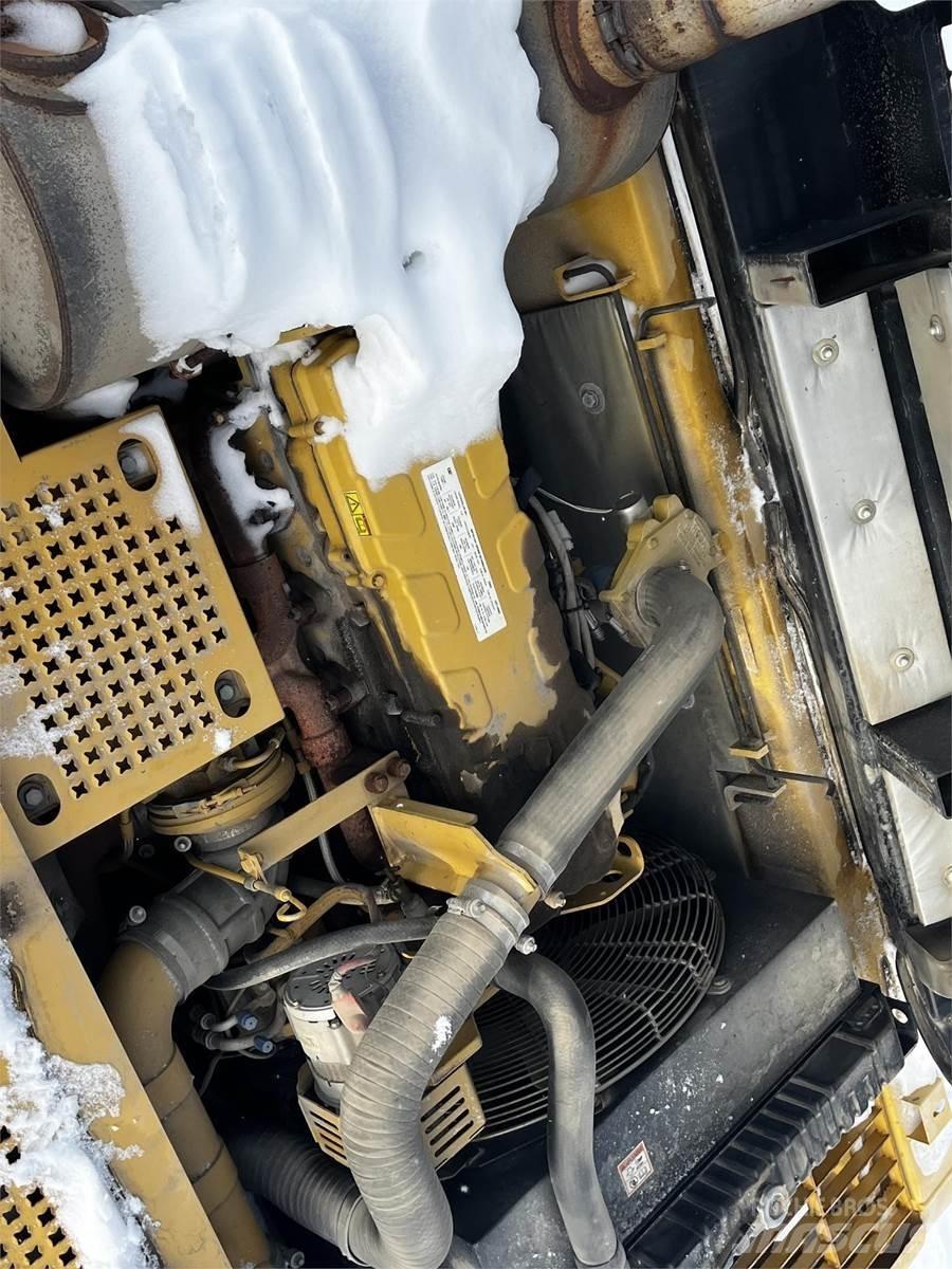 CAT 330CL 대형 굴삭기 29톤 이상