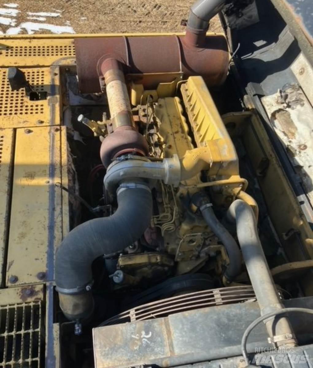 CAT 330L 대형 굴삭기 29톤 이상