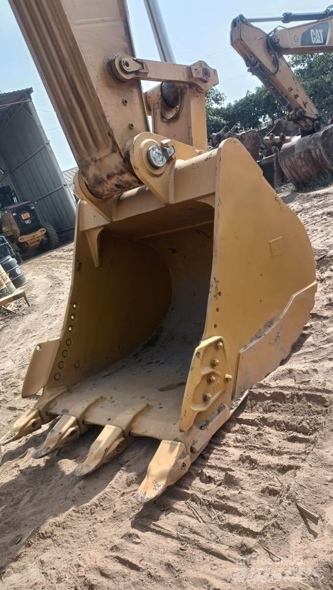 CAT 345GC 대형 굴삭기 29톤 이상