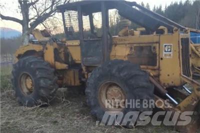 CAT 518 목재스키더